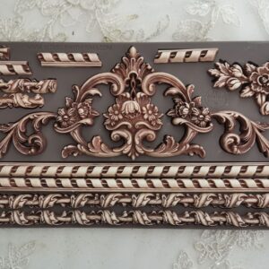 Regal Flourish